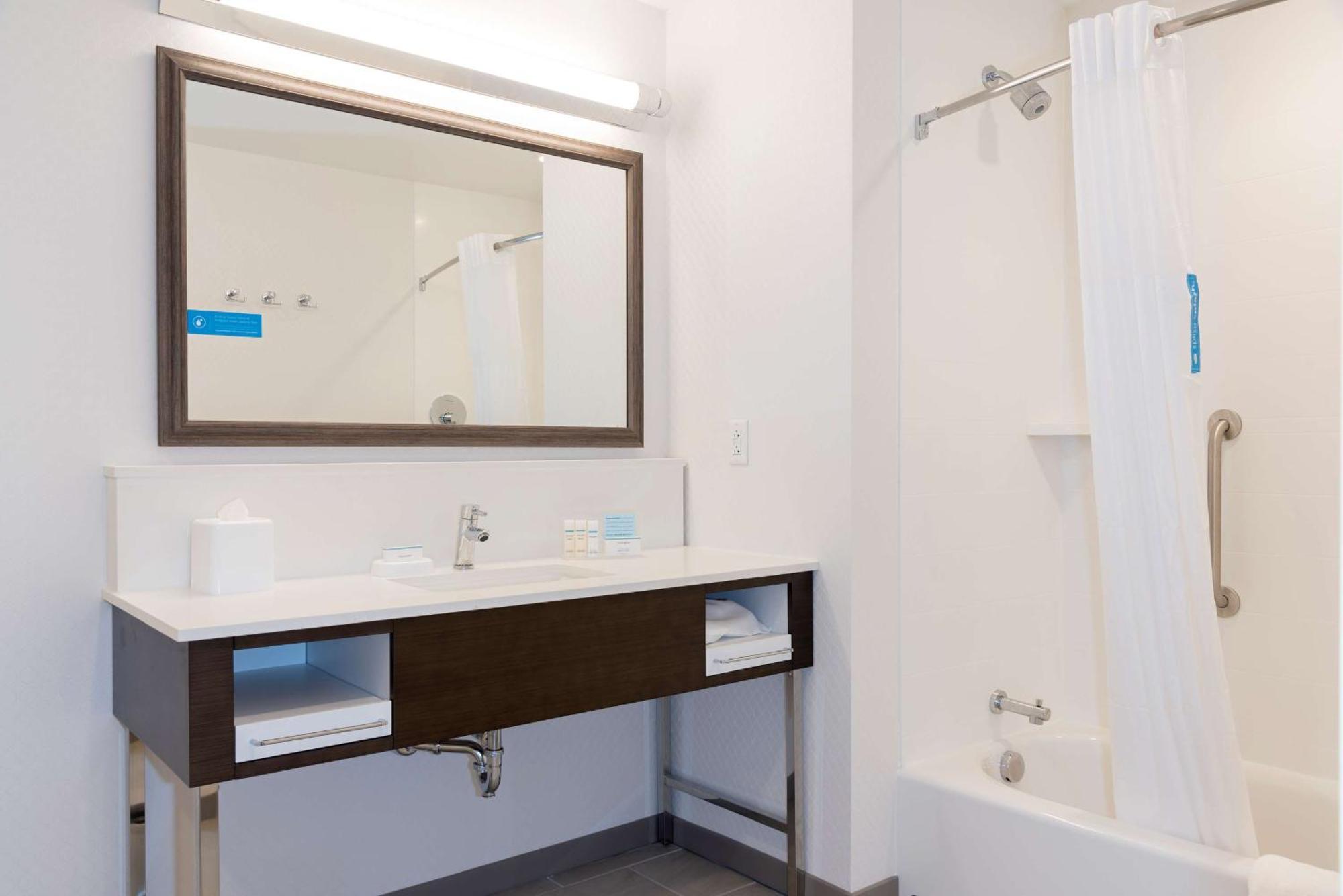 Hampton Inn & Suites Indianapolis-Keystone, In Ngoại thất bức ảnh