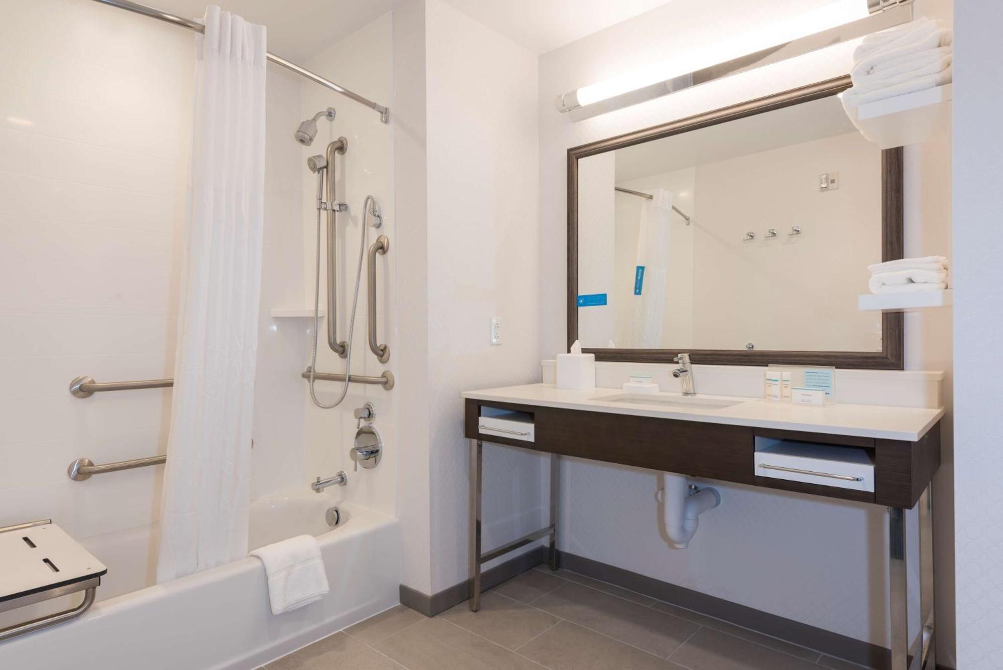 Hampton Inn & Suites Indianapolis-Keystone, In Ngoại thất bức ảnh