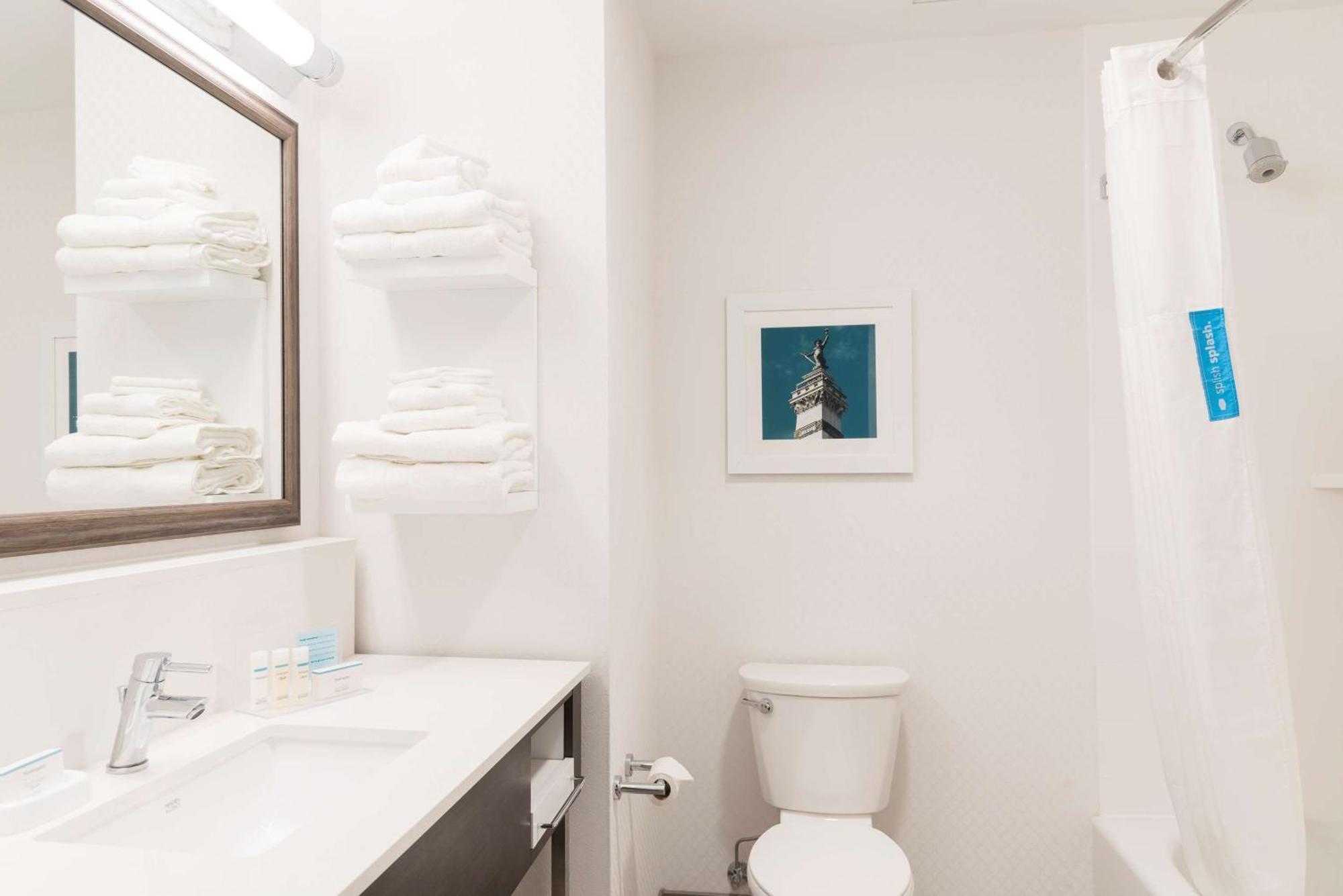 Hampton Inn & Suites Indianapolis-Keystone, In Ngoại thất bức ảnh