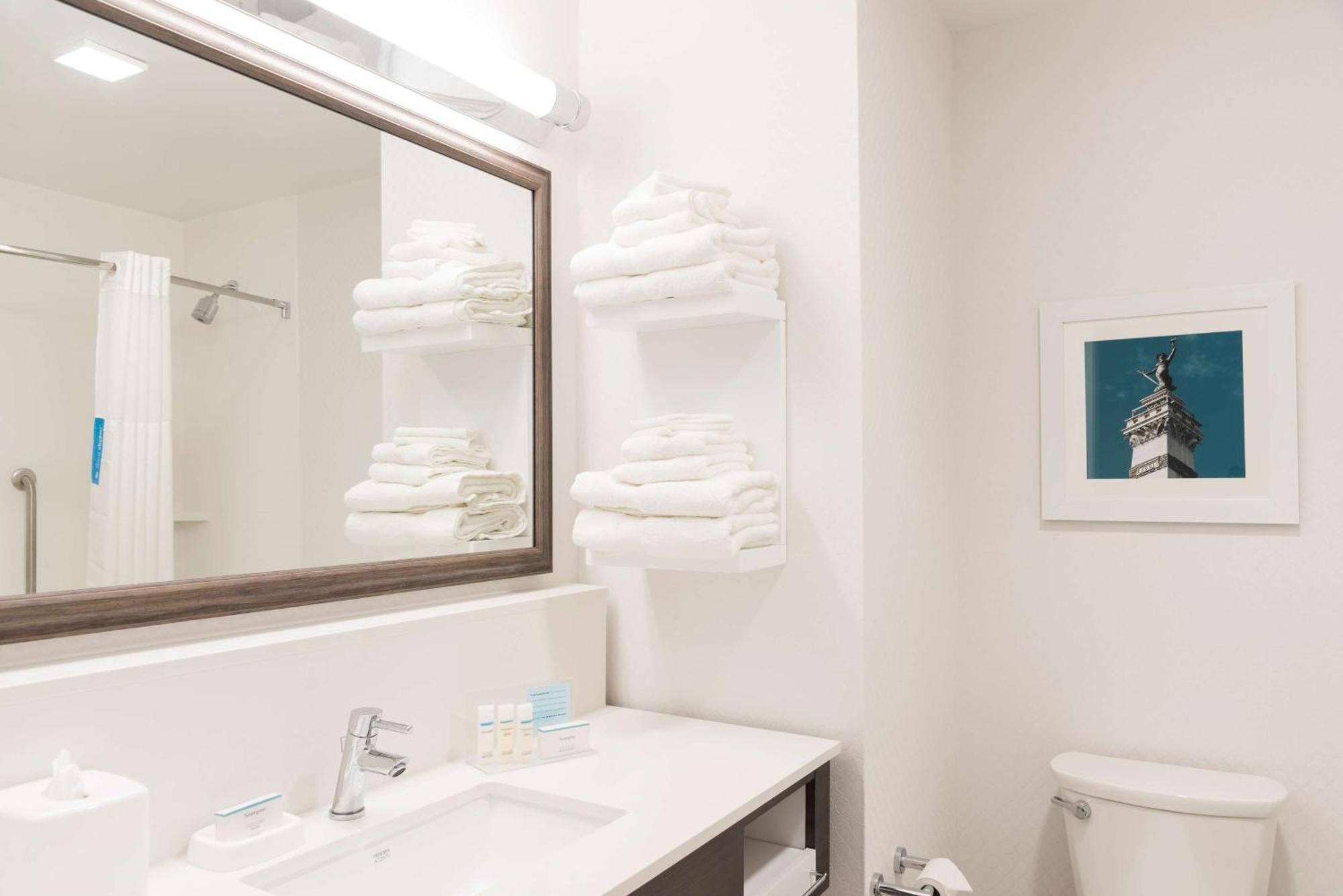 Hampton Inn & Suites Indianapolis-Keystone, In Ngoại thất bức ảnh