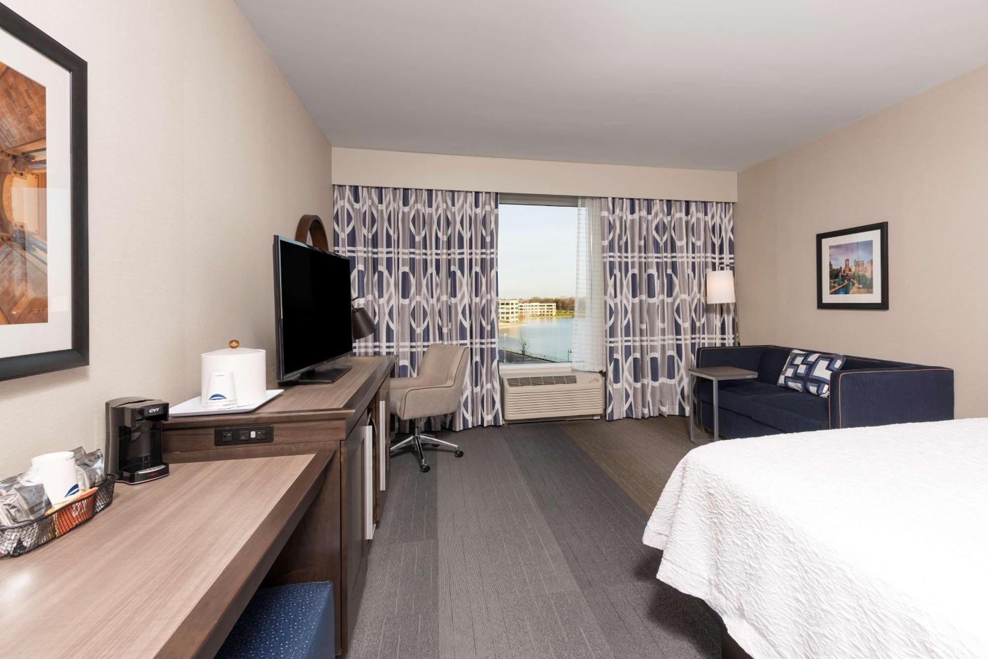 Hampton Inn & Suites Indianapolis-Keystone, In Ngoại thất bức ảnh