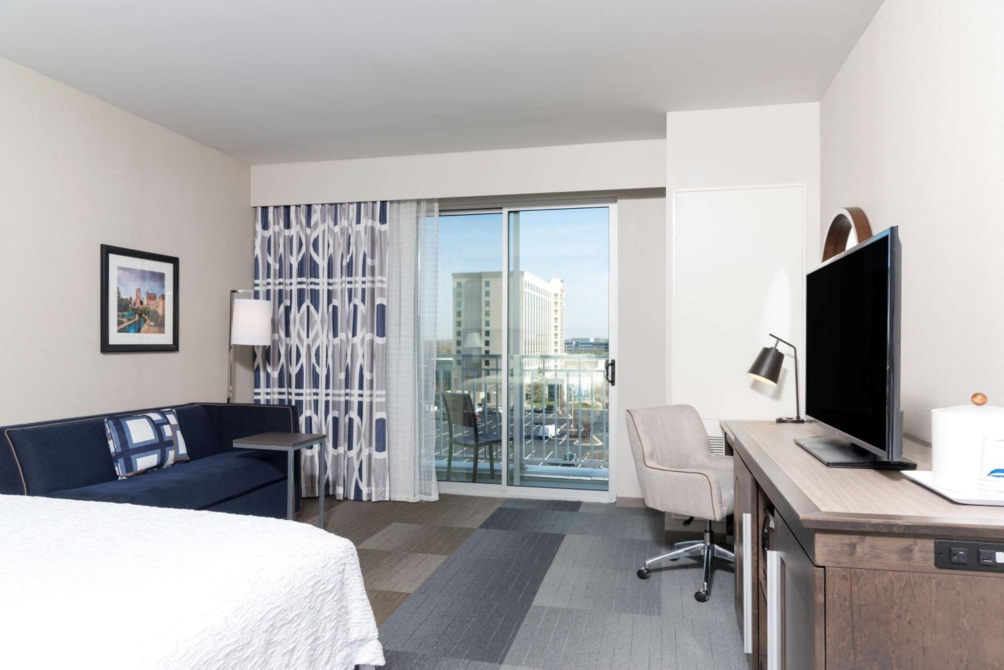 Hampton Inn & Suites Indianapolis-Keystone, In Ngoại thất bức ảnh
